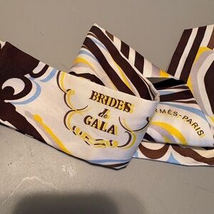 Hermès Brides de Gala Silk Twilly - Brown, Yellow, Blue